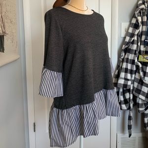 Long Tulip Grey/White Striped Blouse/Top